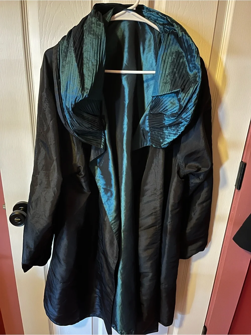Vintage Black Opera Coat with Iridescent Teal Pleated Collar - Picture 1 of 3